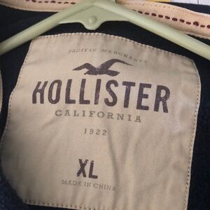 Used hooded Mens sweater